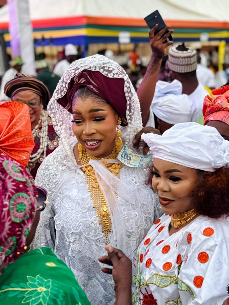 Hajia Zenatu Adam Suraji Enstooled as Tauraruwa Kanuri and First Lady of Barebari Association of Ghana